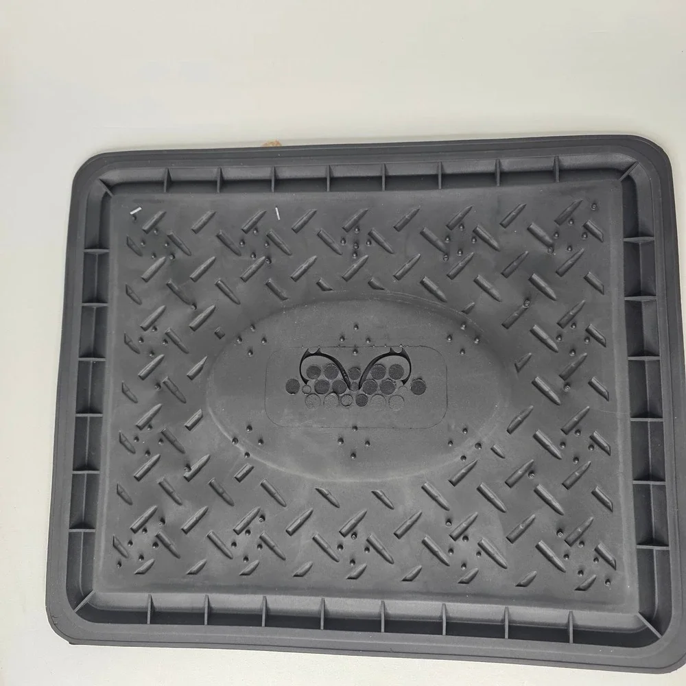 Realtree Outfitters Utility Camo Floor Mats Set of 2 Universal Fit Car Track Mat